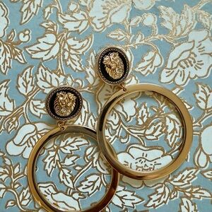 NWOT Aldo Lion Statement Earrings
